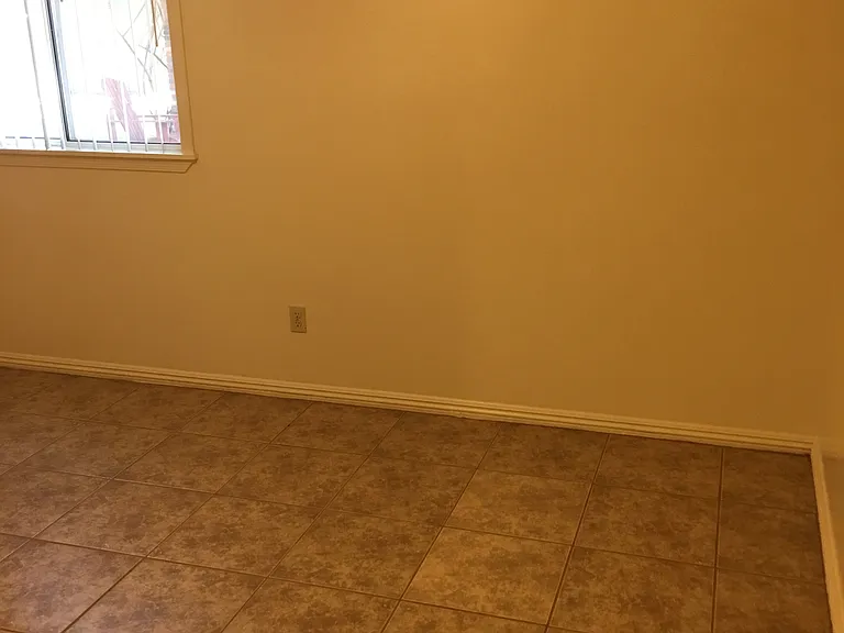 Greenwood Apartments — Photo 38