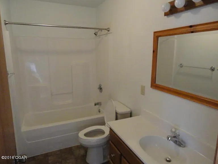 1219 Hill St — Photo 8