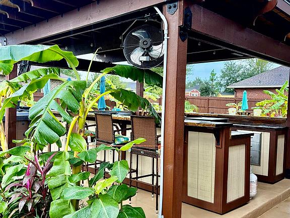 5th image of 1700 Kahuna Way