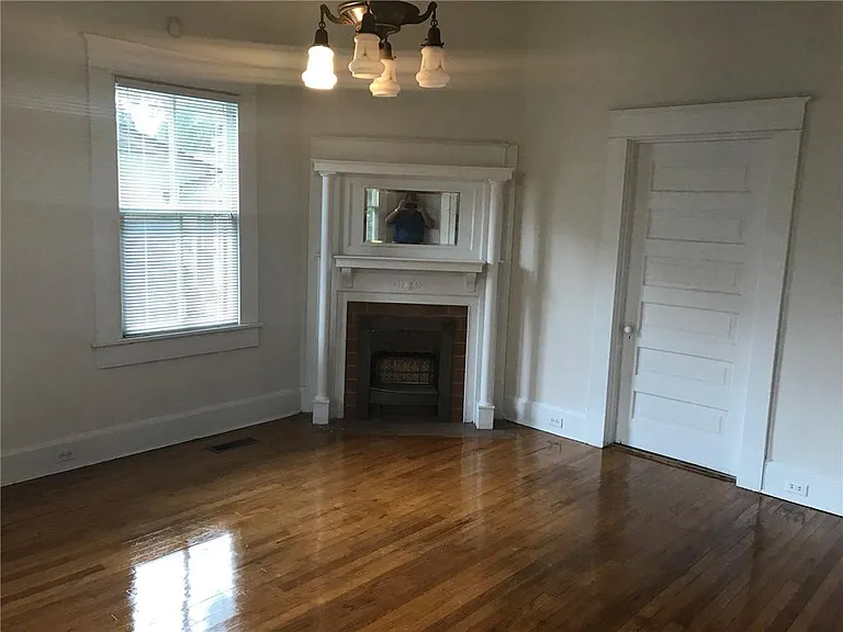 855 Savannah St — Photo 14