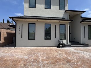 13943 Leadwell St, Van Nuys, CA 91405