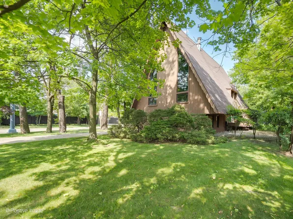 159 Chicago Ave, Clarendon Hills, IL 60514
