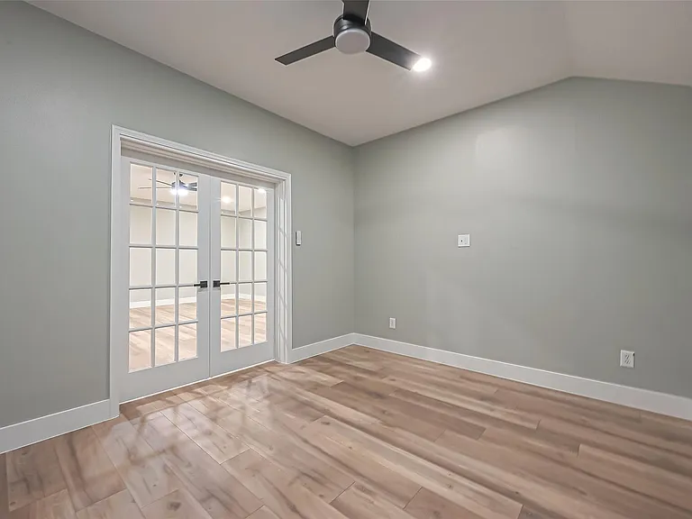 2 Garden Lodge Pl — Photo 27