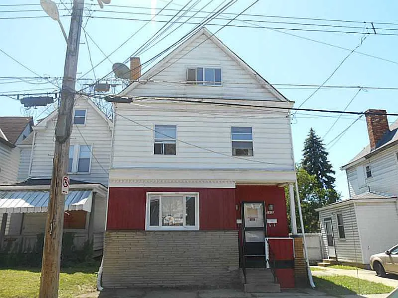 2955 Glen Mawr St photo 1