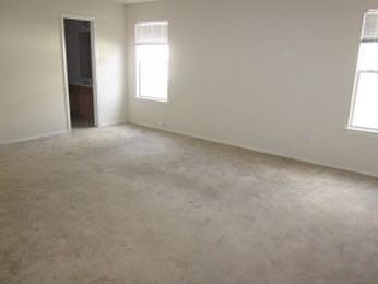 4th image of 27 Bark Bend Pl #P