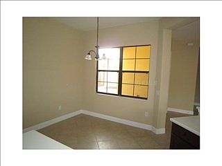 3rd image of 301 Santa Barbara Ln