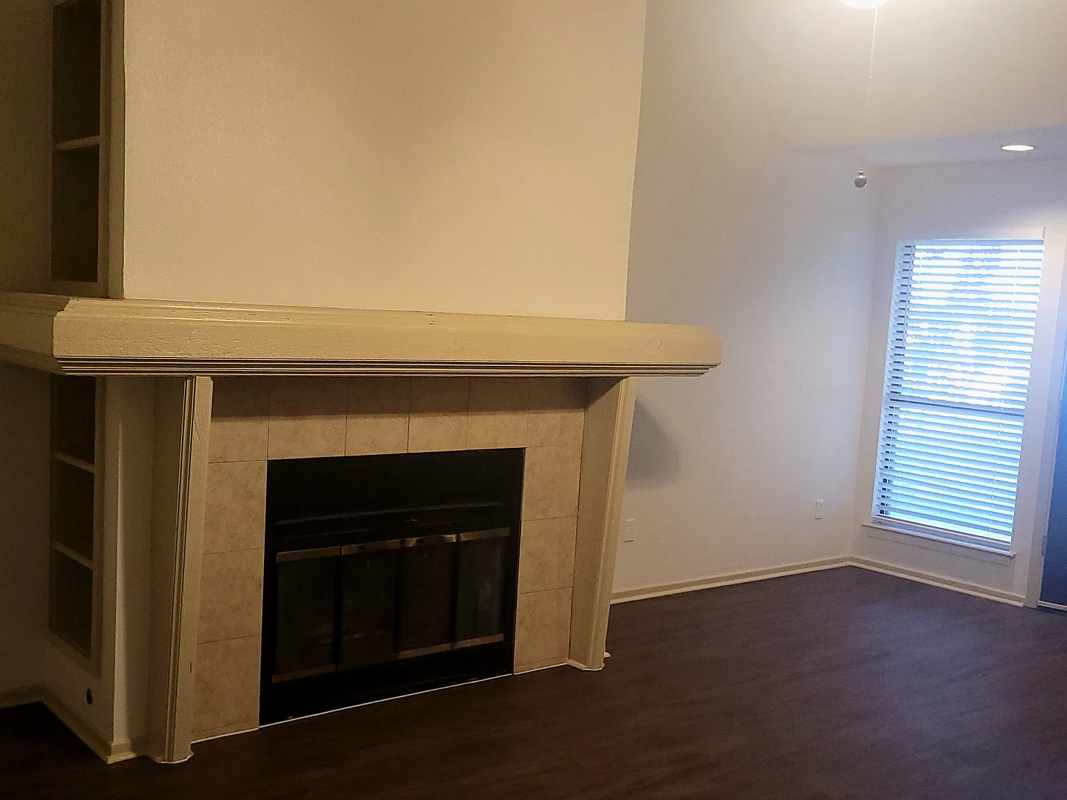 2 bed, 1500 sqft, $2,400 — Photo 2