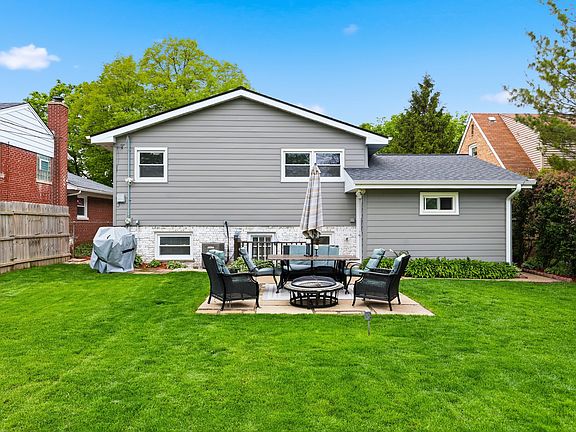 2nd image of 639 N Kaspar Ave