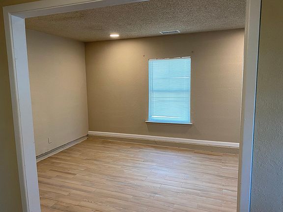 4th image of 12241 Oberlin Dr