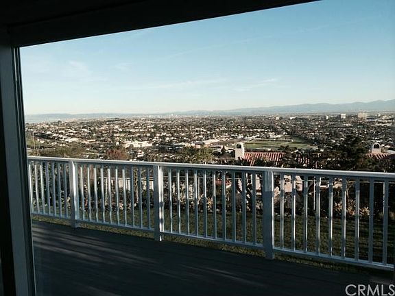 2nd image of 4613 Paseo De Las Tortugas