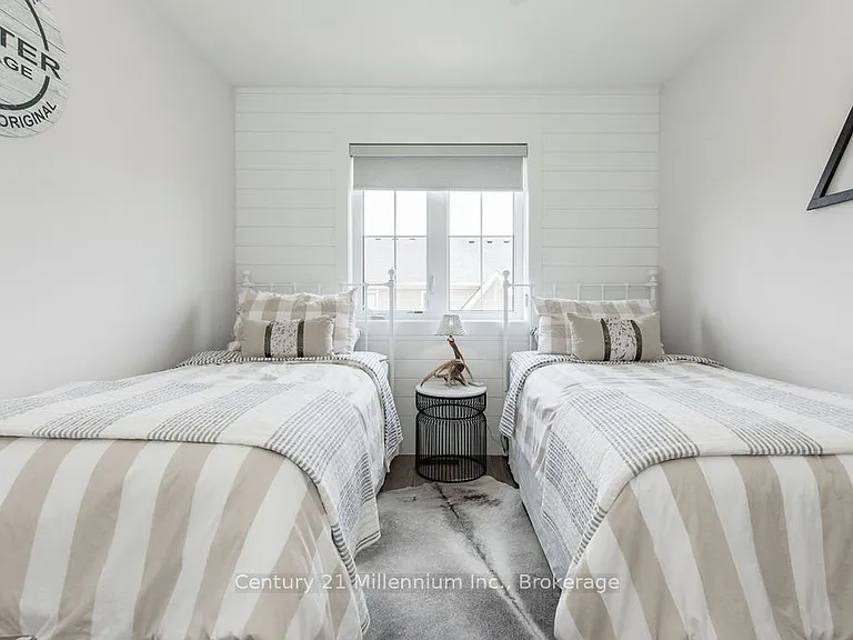 116 Sycamore St — Photo 33