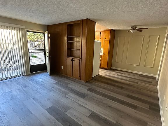 3rd image of 4550 Louisiana St APT 5