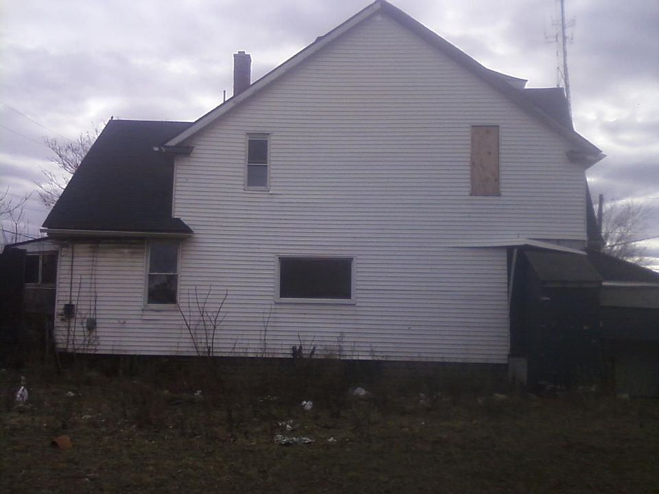 2nd image of 6165 McMillan St