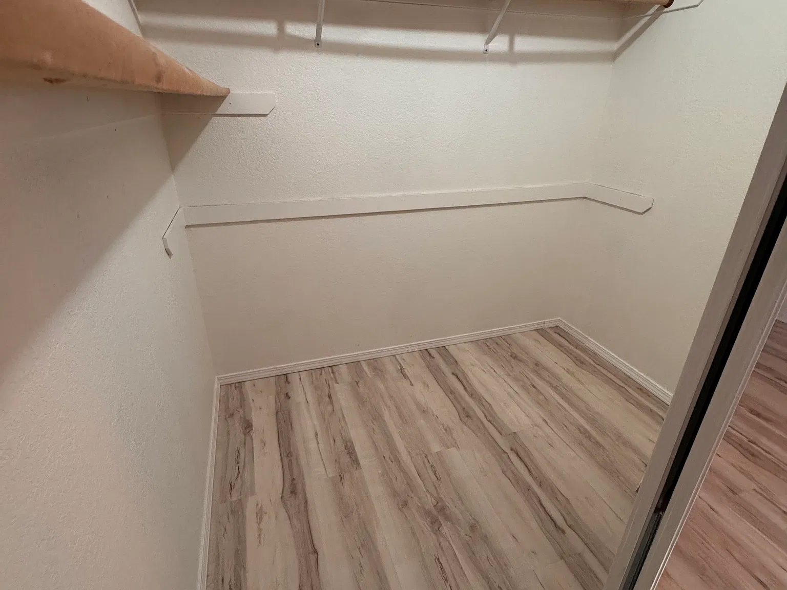2 bed, 1.5 bath, 1050 sqft, $1,750 — Photo 4