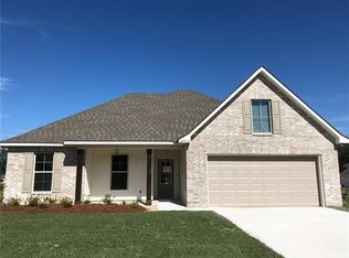 39548 Deer Crossing Dr, Ponchatoula, LA 70454