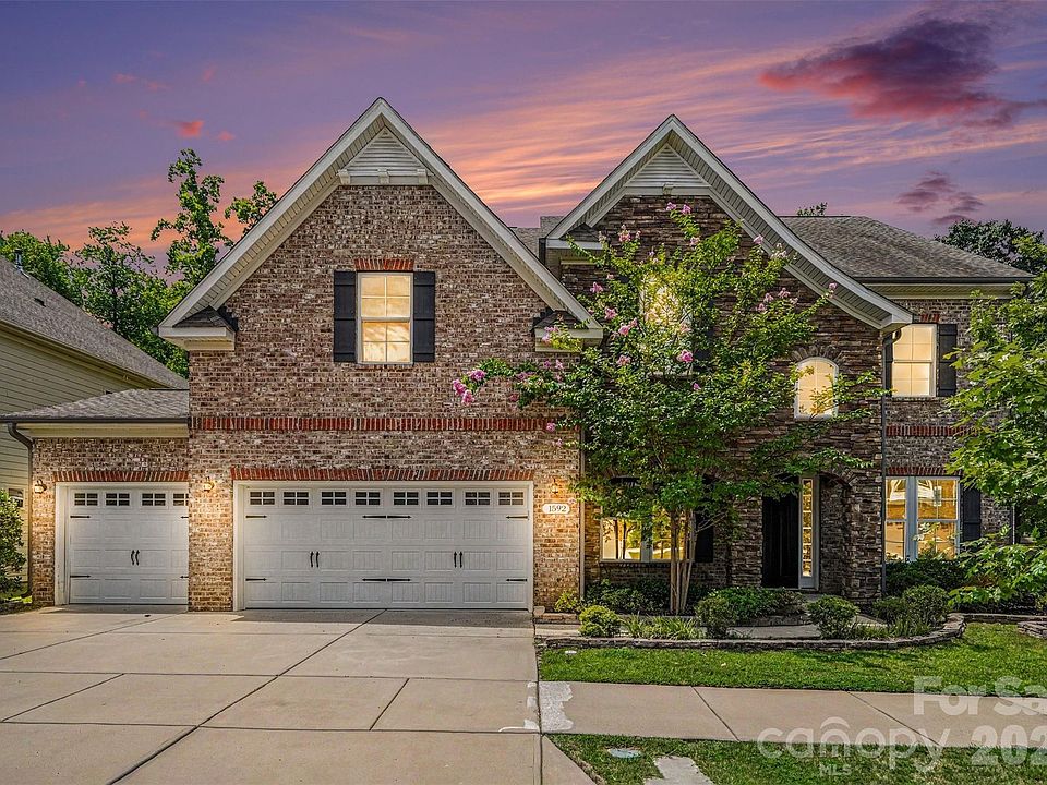 1st image of 1592 Afton Way