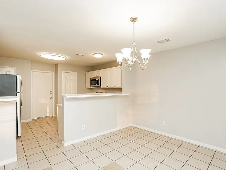 3315 Maymist Dr — Photo 9