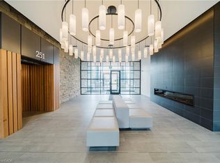 251 Northfield Dr E #505, Waterloo, ON N2K0G9