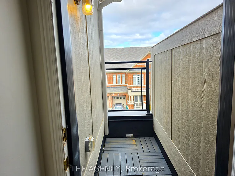 109 Ness Dr — Photo 20