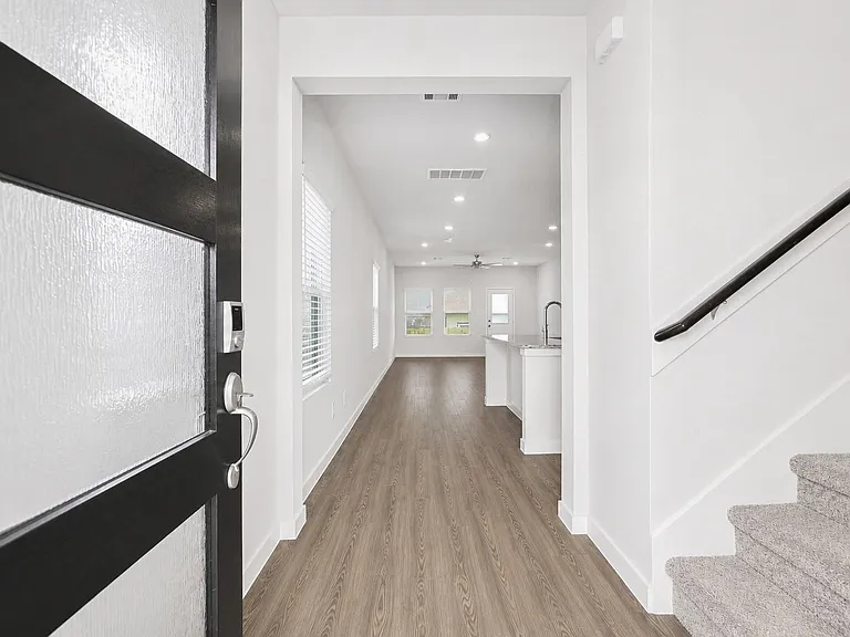 8131 Arrowroot Ln — Photo 12