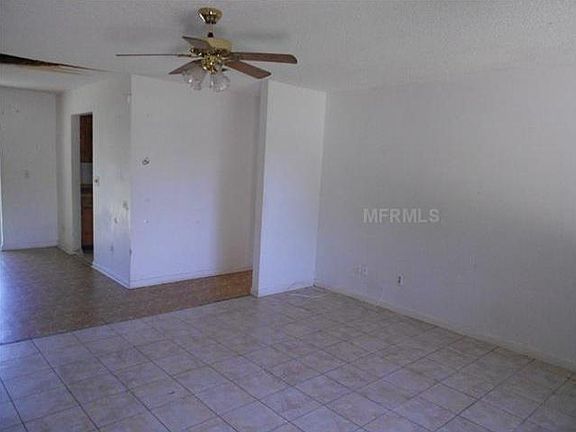 3rd image of 4615 Wisteria Dr