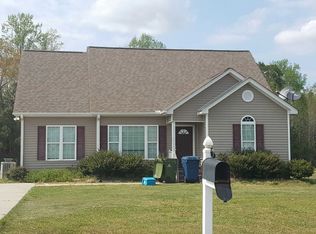 703 Northgate Dr, Washington, NC 27889