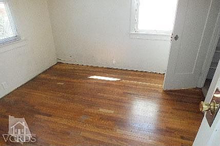 5th image of 230 Holt St