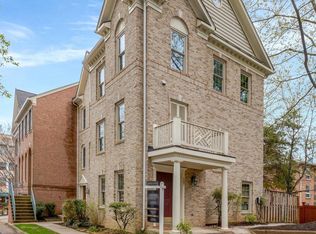 107 Rees Pl, Falls Church, VA 22046