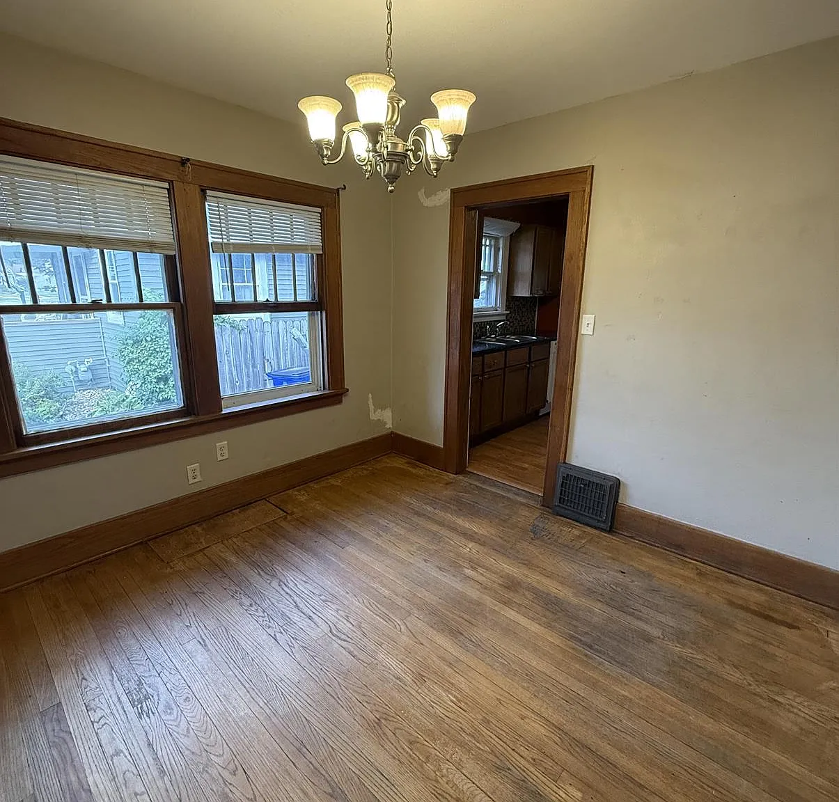 2 bed, 789 sqft, $1,270 — Photo 3