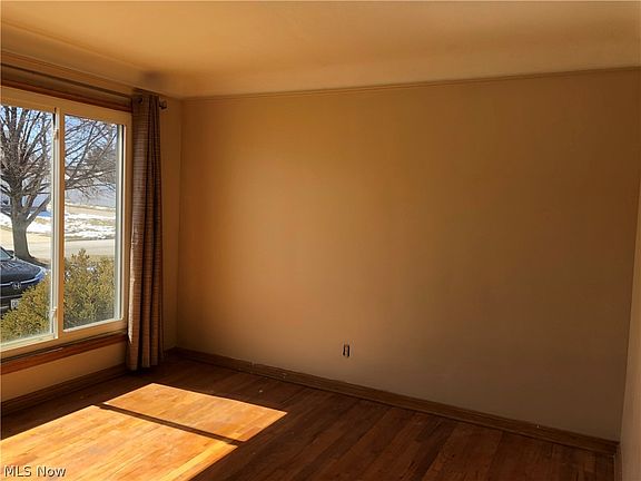 2nd image of 2710 Stanfield Dr