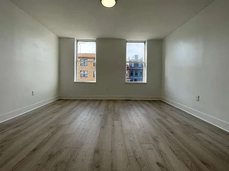 3111 Warder St NW #1 — Photo 15
