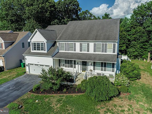 3rd image of 316 Albacore Dr