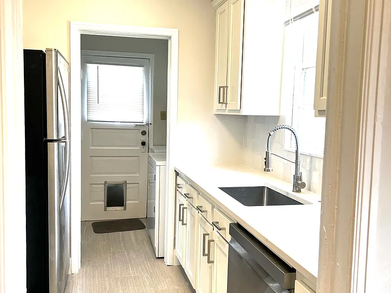 2250 S Williams St — Photo 4
