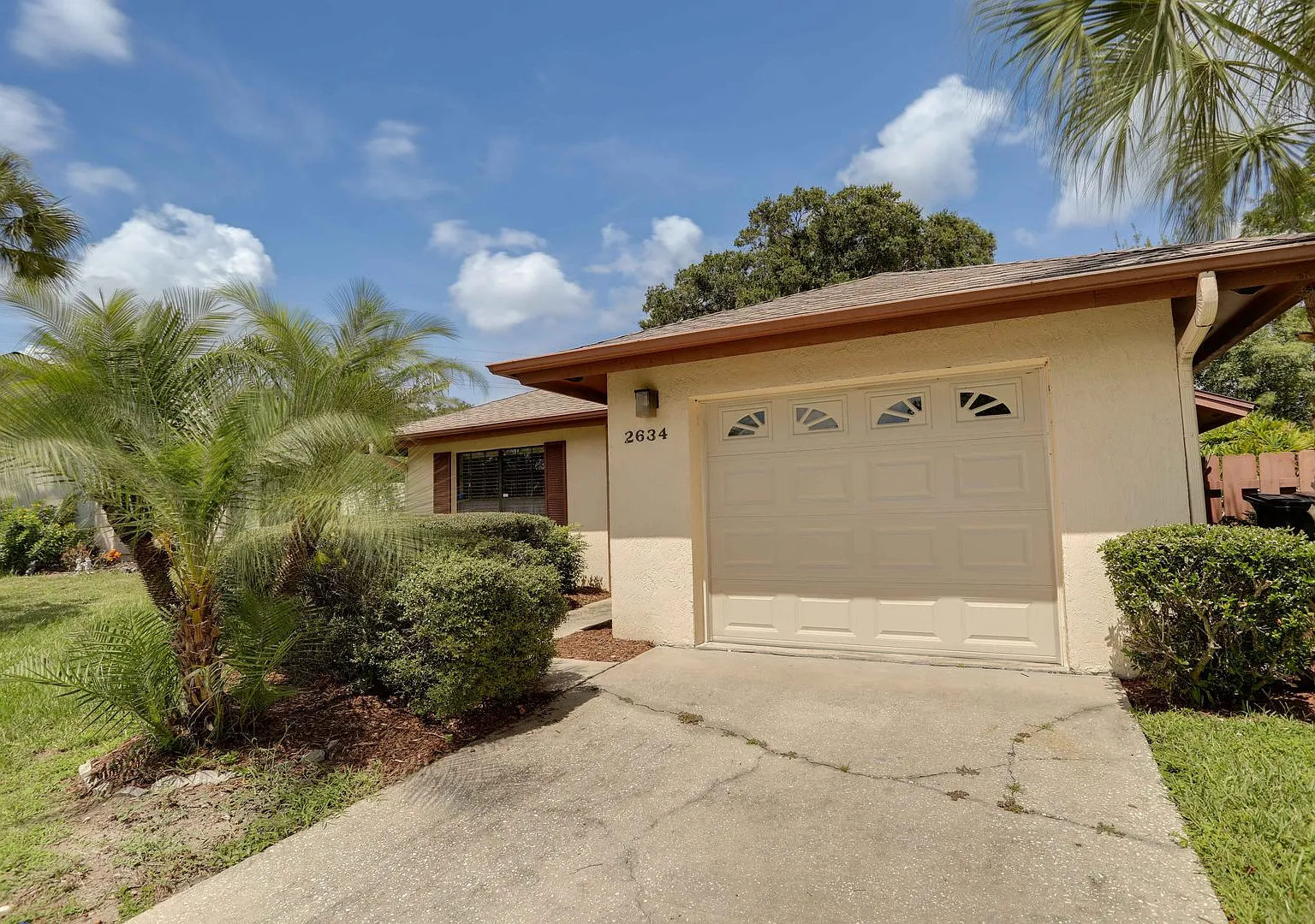 2634 Shadybranch Drive — Photo 2