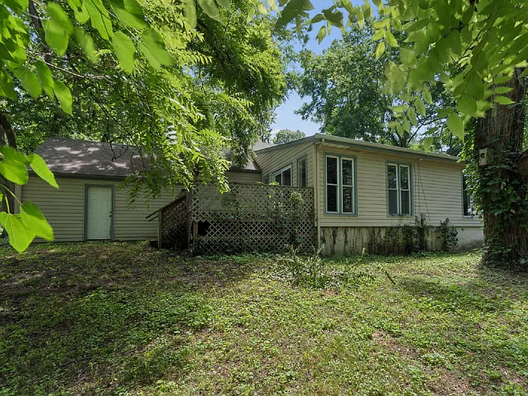 11106 Applewood Dr — Photo 38