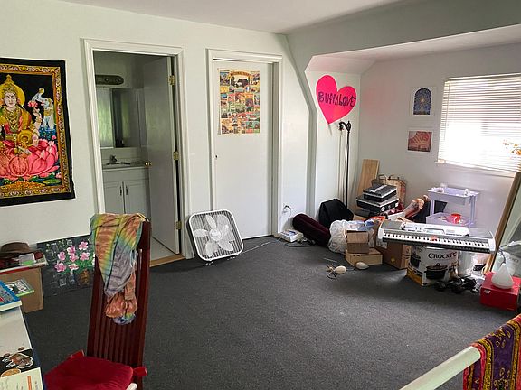 5th image of 735 Ashland Ave #2