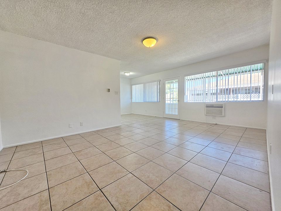 1st image of 6654 Wilkinson Ave APT 4