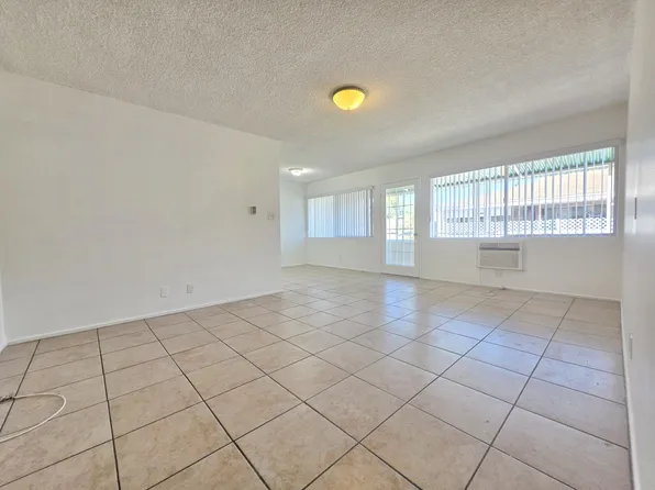 6654 Wilkinson Ave APT 4, North Hollywood, CA 91606