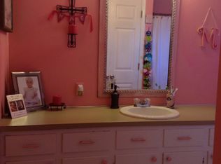 53 Kirk St, Thomasville, NC 27360