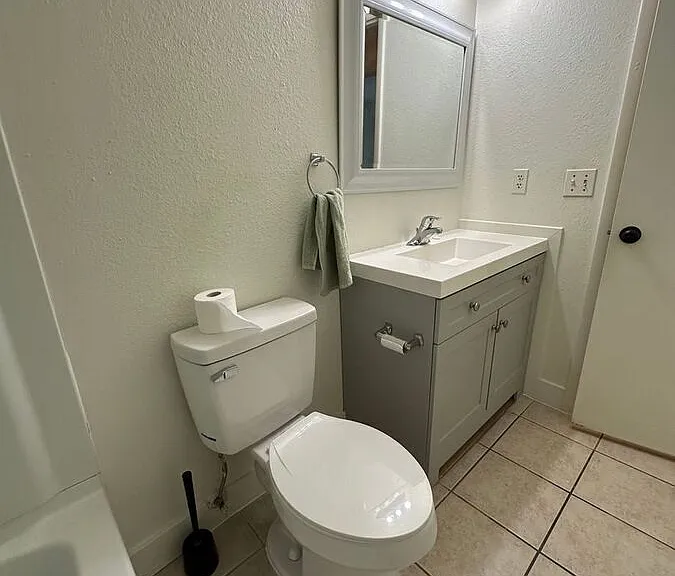 768 N Redwood Rd #12 — Photo 17