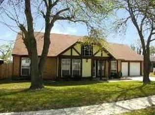 7434 Hidden Oak Trl, Live Oak, TX 78233