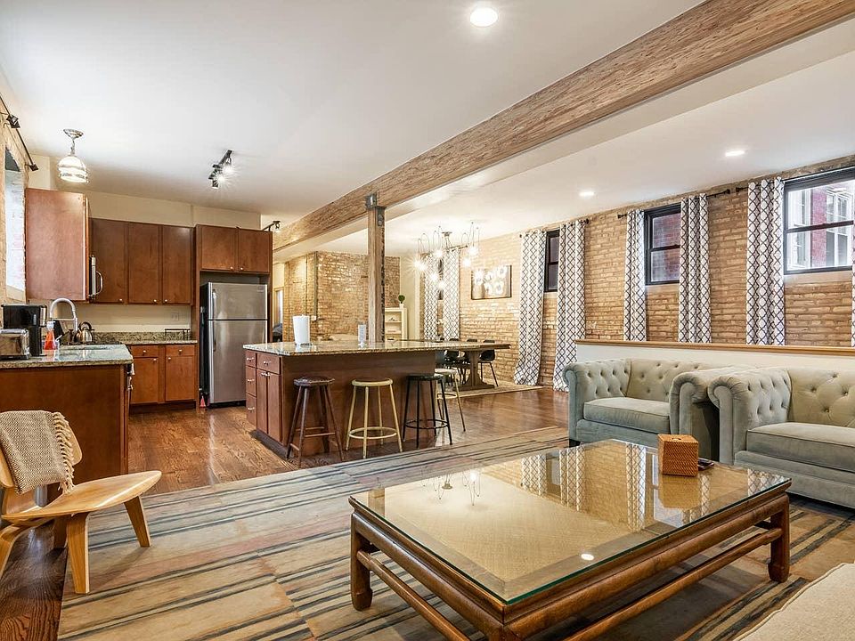 1st image of 1758 W Wellington Ave #1
