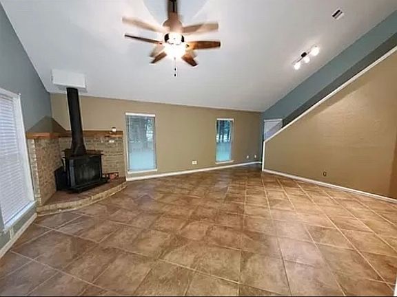 5th image of 9456 Beverly Dr
