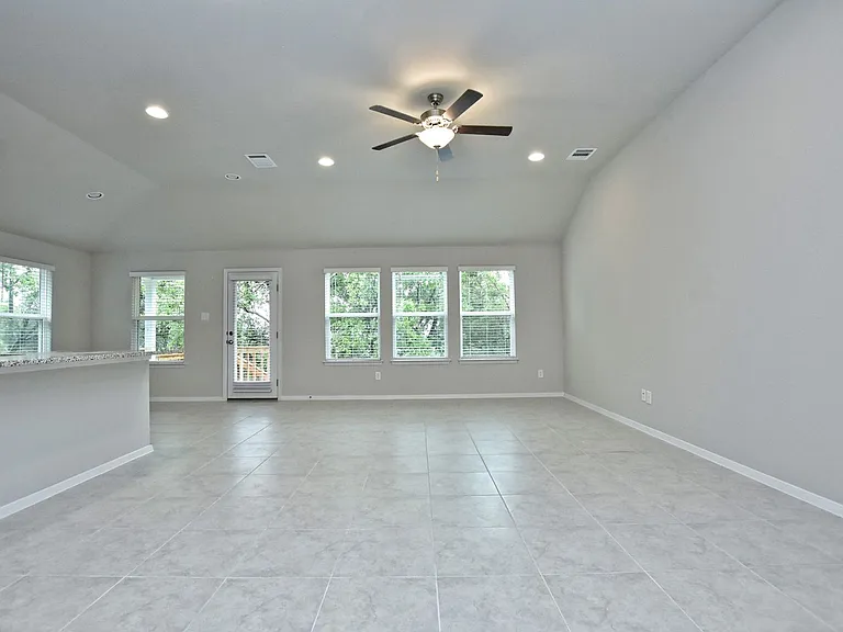 21310 Mount View Dr — Photo 5