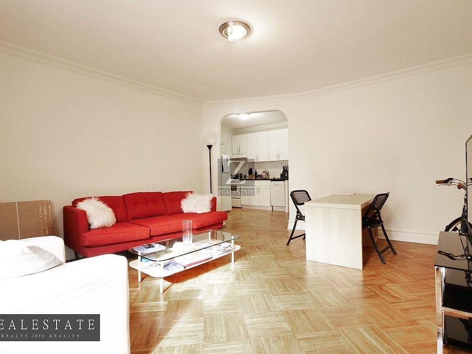 1st image of 210 Park Pl APT 1C