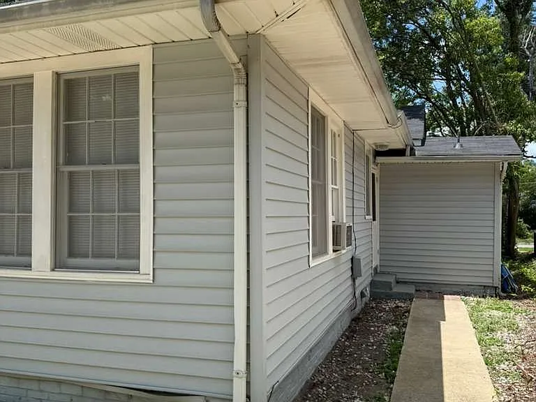 1118 Gladden St — Photo 20