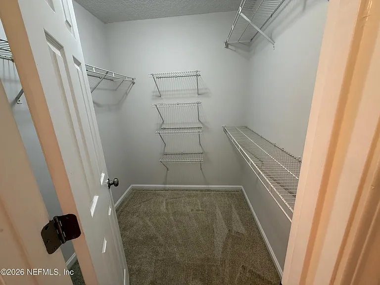5550 Oak Crossing Dr — Photo 20