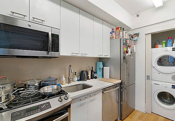 3rd image of 446 W 167th St #8D