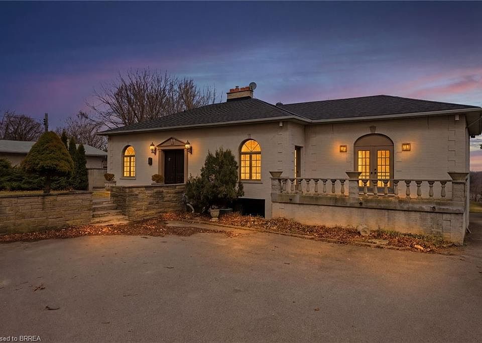 1st image of 46 Tutela Heights Rd