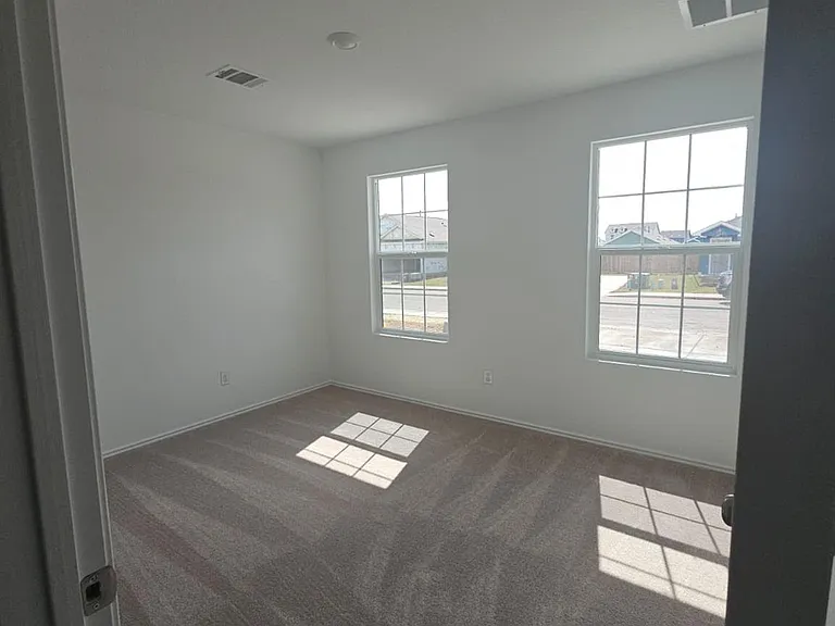 2318 Tornado Aly — Photo 14